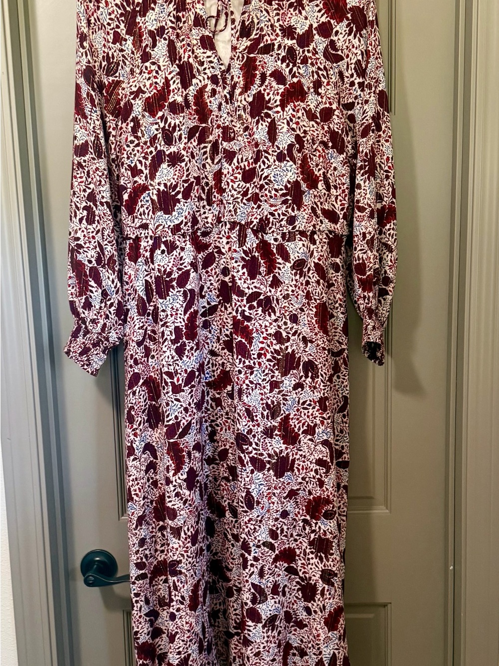 Ann Taylor Burgundy and Gold Floral V-Neck Maxi Dress Size L